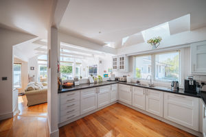 Kitchen - 1- click for photo gallery
